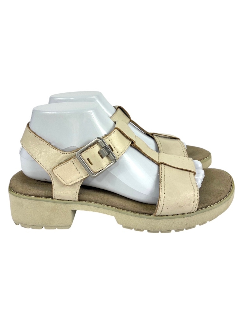 Munro Mel Sandals 9 Leather Strappy Latte Beige Cream Gladiator Lug Sole Chunky